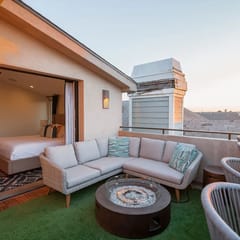 3 BR, Roof Deck, Ocean Views, Hot Tub, Beach Block