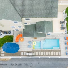 Heated Pool & Hot Tub, 5BR, Game Room, Elevator, Cabana