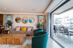 3 BR, Roof Deck, Ocean Views, Hot Tub, Beach Block