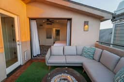 7 Br, 2 Hot Tubs, Rooftop, Beach Block, Ocean View