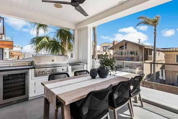 3BR + Loft Ocean View | Rooftop, Hot Tub, Parking