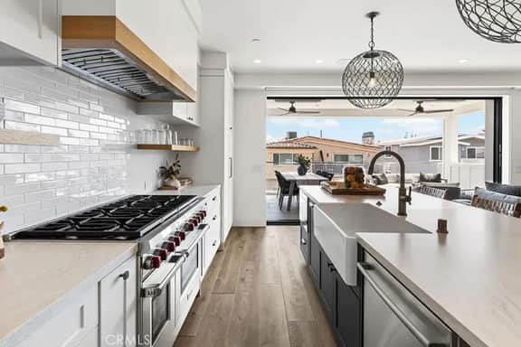 3BR + Loft Ocean View | Rooftop, Hot Tub, Parking