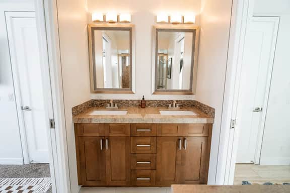 7 Br, 2 Hot Tubs, Rooftop, Beach Block, Ocean View
