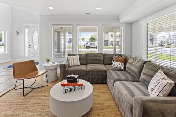 Heated Pool & Hot Tub, 5BR, Game Room, Elevator, Cabana