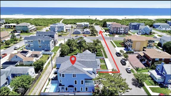 Spacious 6BR Beach Home with Elevator & Heated Pool - Ideal for Family Vacations